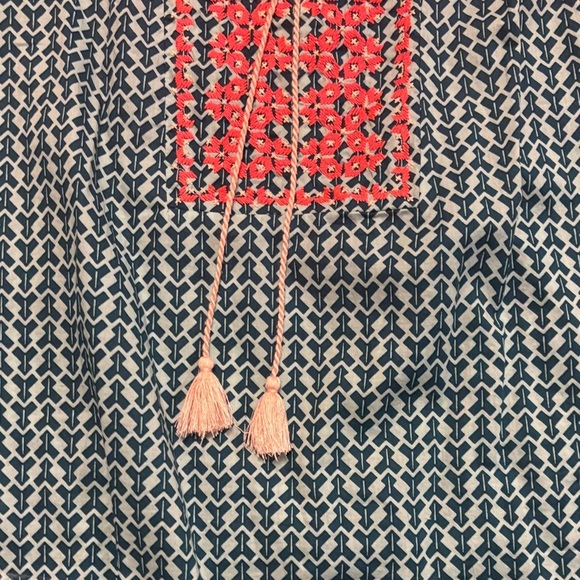 J. Crew Sleeveless Blouse with Coral and Teal Design - Picture 4 of 5